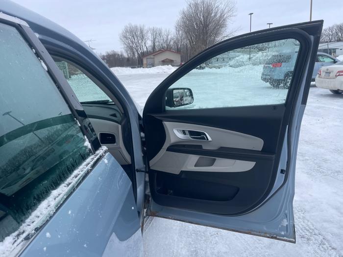 2014 chevrolet equinox ls-2wd with 228576 miles for sale near annandale, minnesota 1d5ae2125ad74eba9e60f73f613ac91a.jpeg