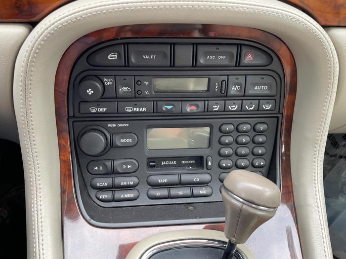 1998 jaguar xj-sedan xj8 with 122279 miles for sale near elk-river, minnesota 1d5f0ba04b6b4b69ba534c75aa0ccc11.jpg