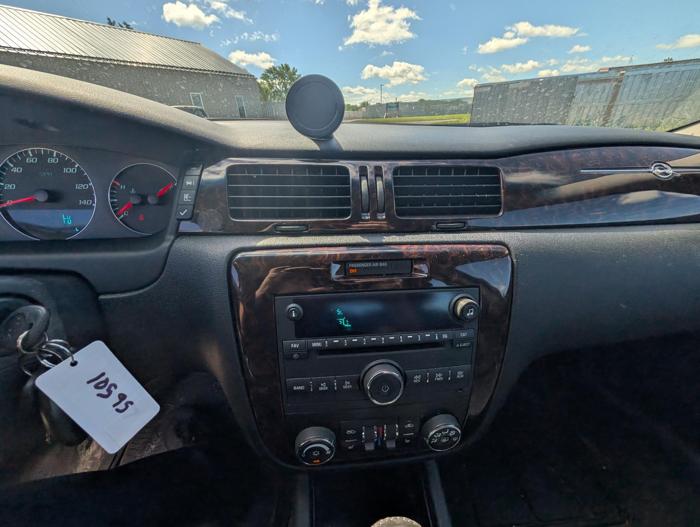 2012 chevrolet impala ltz with 199900 miles for sale near elk-river, minnesota 1d603bd3ad97437c952173b3a38d419b.jpg