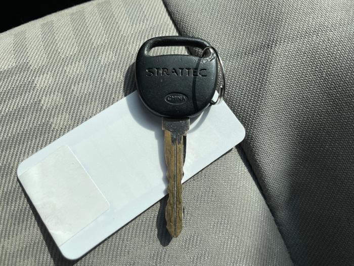 2005 chevrolet equinox ls-awd with 129255 miles for sale near elk-river, minnesota 1dafc5aabca84e2491dee7d6462c6076.jpg