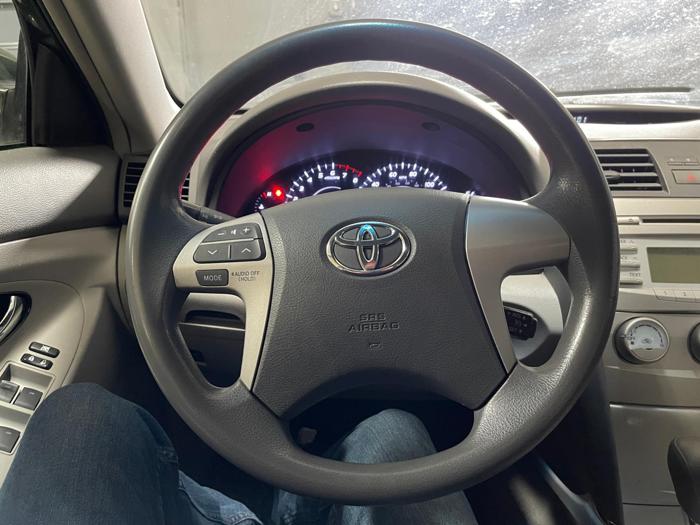 2011 toyota camry base with 199981 miles for sale near elk-river, minnesota 1db08a1e5e454fd6a6dbd530ee7c32f7.jpg