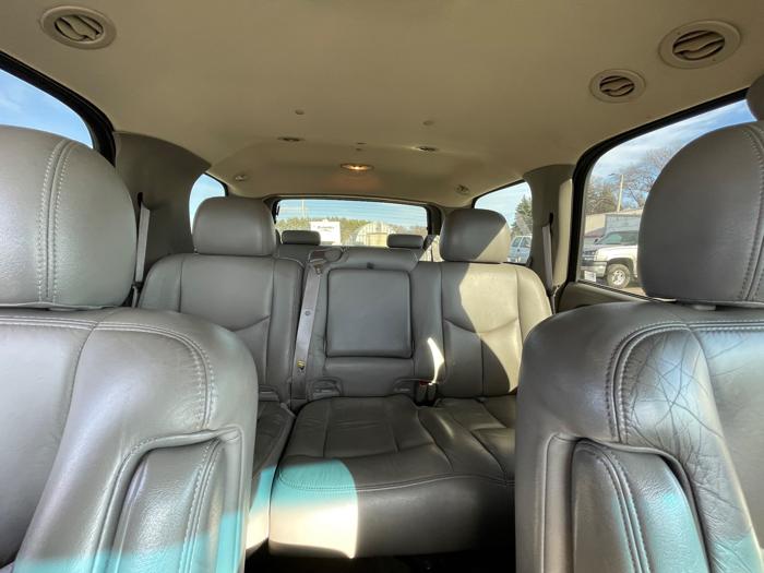 2003 chevrolet tahoe 4wd with 245991 miles for sale near elk-river, minnesota 1dc0c0dee2cf43c29f60d70543983cdb.jpeg