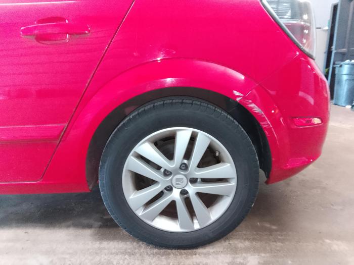 2008 saturn astra xr-5-door with 82565 miles for sale near elk-river, minnesota 1dc4d0ebb33d4d878eb026bb797ad929.jpg