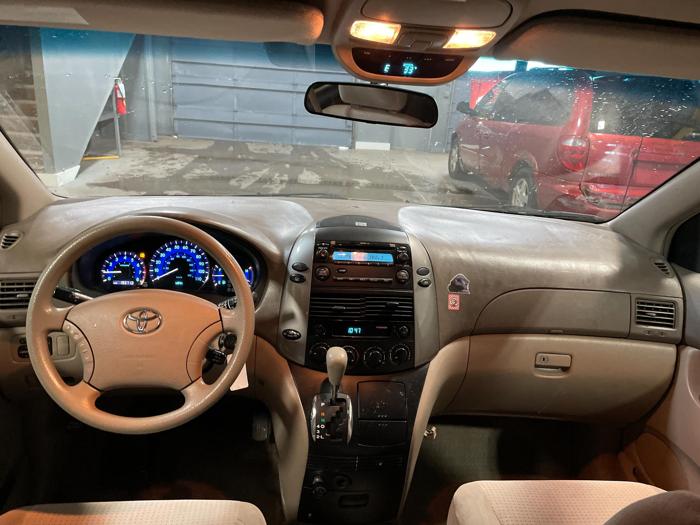 2007 toyota sienna ce with 193713 miles for sale near elk-river, minnesota 1ddd6f12513f4ae1b81877cf878f07d7.jpg
