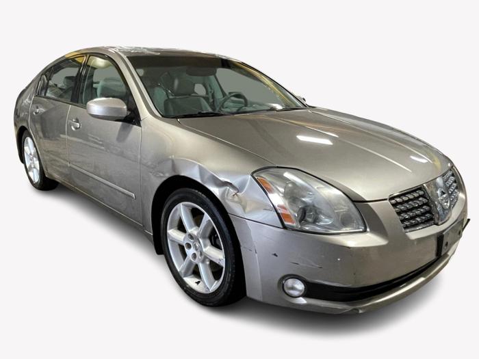 2004 Nissan Maxima