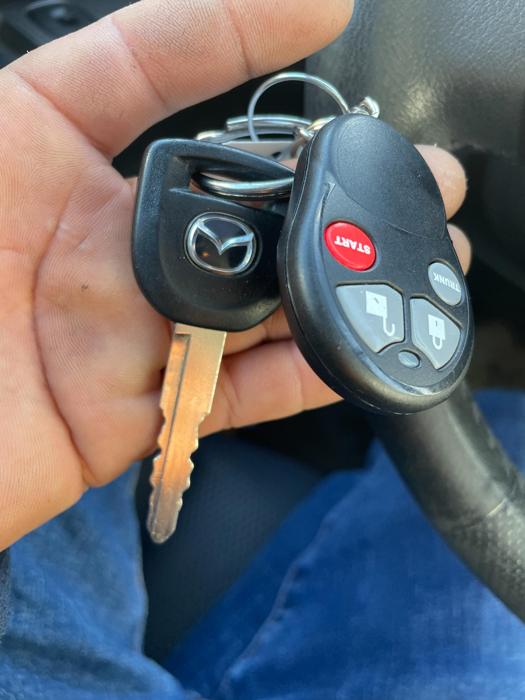 2007 mazda mazda3 touring with 179262 miles for sale near elk-river, minnesota 1e10231d4d994107b5bed7ff8c0adde4.jpg