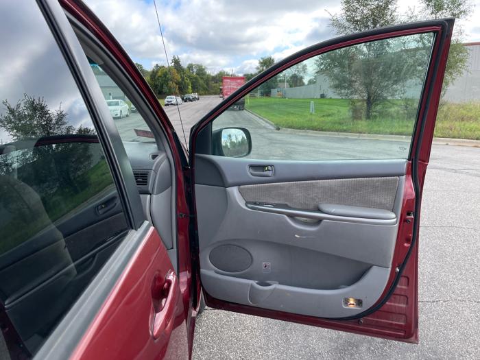 2010 toyota sienna ce-fwd-7-passenger with 197364 miles for sale near elk-river, minnesota 1e114d81fa4341e3a2eb42c5df219b65.jpeg