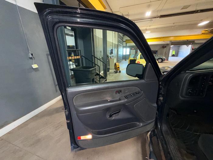 2003 chevrolet silverado-1500 ext.-cab-short-bed-4wd with 169874 miles for sale near elk-river, minnesota 1e59bd5d9c784cc8b16618df21104f5b.jpeg