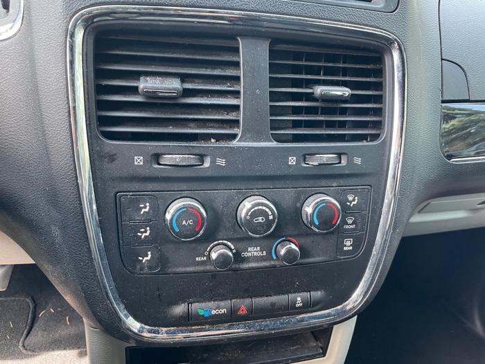 2015 dodge grand-caravan se with 233242 miles for sale near spring-lake-park, minnesota 1e5ad178838a4768b79c6d537ecb712b.jpeg