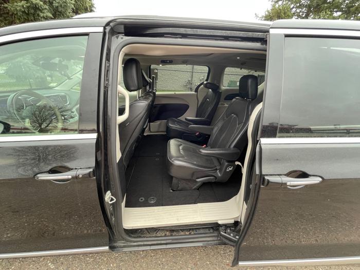 2018 chrysler pacifica limited with 145653 miles for sale near blaine, minnesota 1e9bba20000a4bb6adb98b044180d578.jpeg