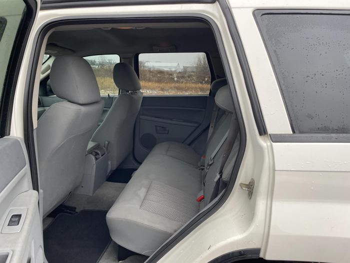 2005 jeep grand-cherokee laredo with 171635 miles for sale near elk-river, minnesota 1e9e31cc38854e6dbe4e2ce9970daa13.jpg