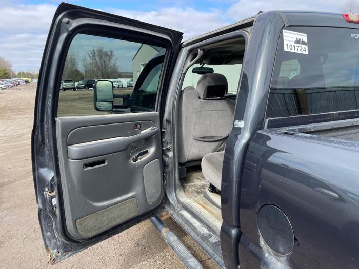 2004 gmc sierra-2500hd sle with 240959 miles for sale near elk-river, minnesota 1ea4b4cc50e7417b85d1073fa132b30e.jpg