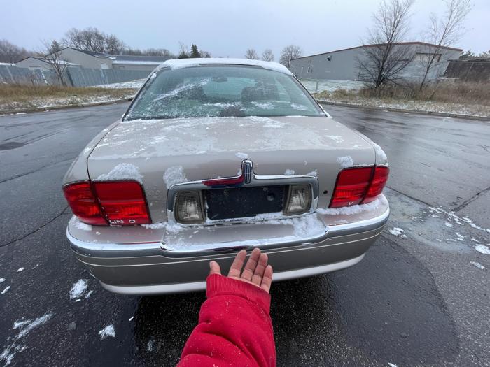 2001 lincoln ls sel with 141640 miles for sale near elk-river, minnesota 1ecb07a6b5b04f809217966ecffb6049.jpg