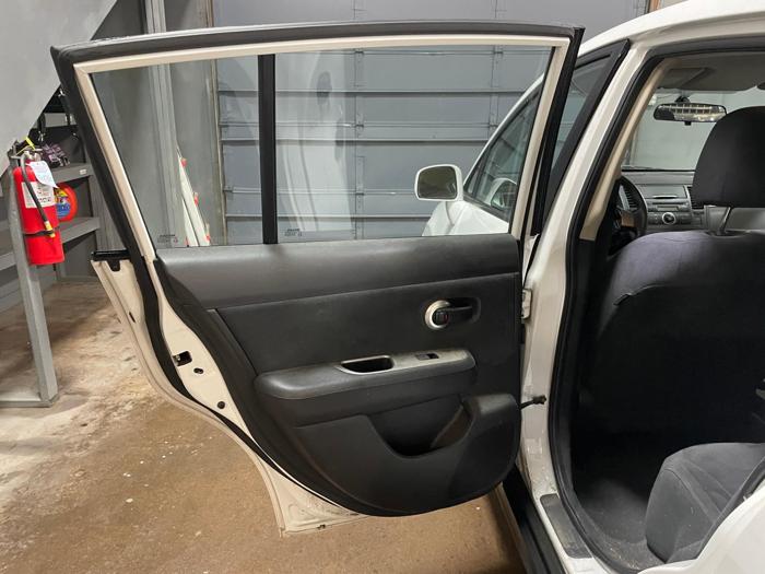 2007 nissan versa s with 95556 miles for sale near elk-river, minnesota 1ecce2349d4c462c85af6a335036c73e.jpg