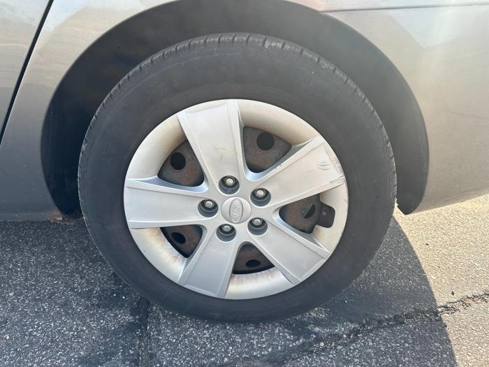 2009 kia rondo base with 168221 miles for sale near elk-river, minnesota 1f011314cc8e40cf835c8e662999544a.jpg