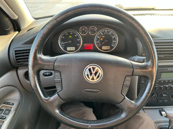 2002 volkswagen passat gls with 114468 miles for sale near elk-river, minnesota 1f01db8584e54763a5d62fd61c69735b.jpg