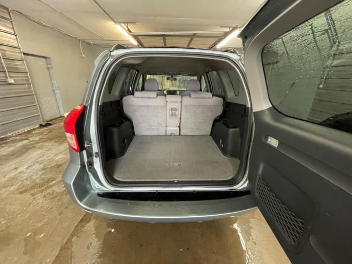 2008 toyota rav4 base-i4-4wd with 302581 miles for sale near elk-river, minnesota 1f3413ffed174d26952d3e6d6d1d3139.jpeg