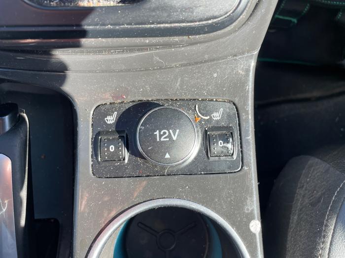 2014 ford escape titanium-4wd for sale near redwood-falls, minnesota 1f42dab8359243a7acf1cd239fa50b86.jpeg