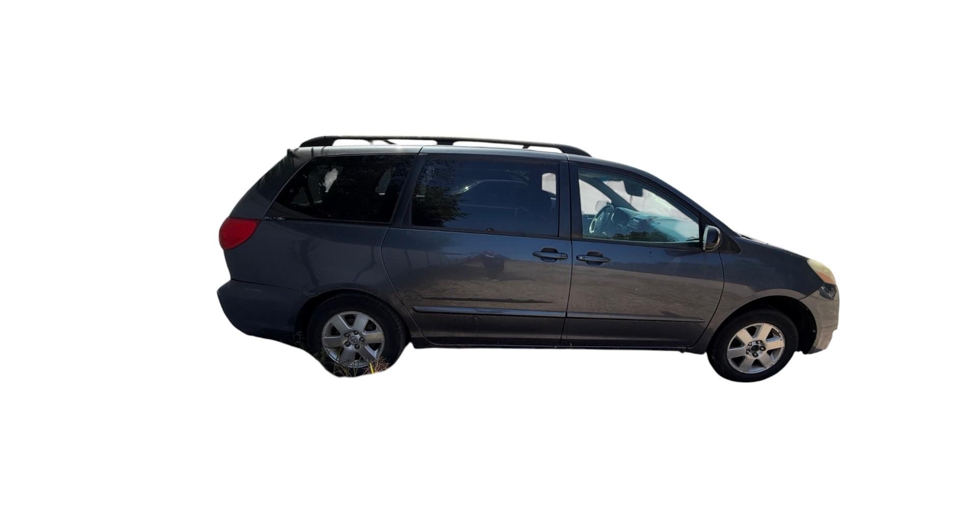 2006 toyota sienna xle with 230312 miles for sale near elk-river, minnesota 1f4abbfbff5045ec9d7e9dbe1a483a3c.jpg