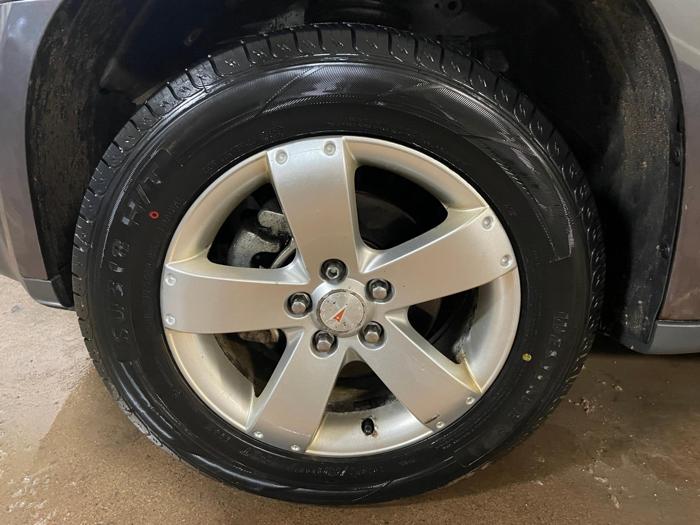 2007 pontiac torrent with 183030 miles for sale near elk-river, minnesota 1f4ca1e39f9641d19d0e81aa63d1ecfc.jpg