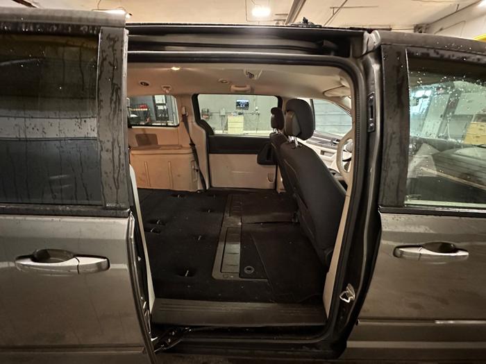 2010 dodge grand-caravan se with 159323 miles for sale near elk-river, minnesota 1f5dddca5edd4403b1c8e1f754d8ec31.jpeg