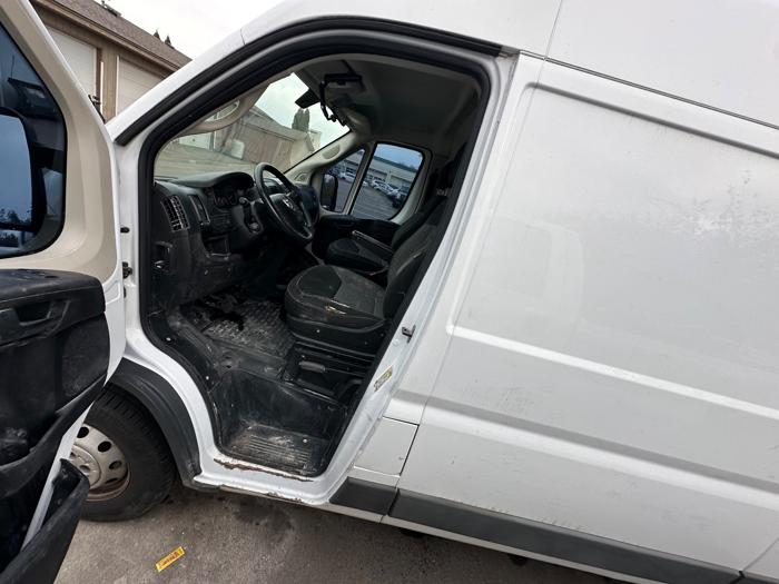 2018 ram promaster 1500-high-roof-tradesman-136-in.-wb with 229112 miles for sale near burnsville, minnesota 1f9b70371d5141b19d86e56db205df0f.jpeg