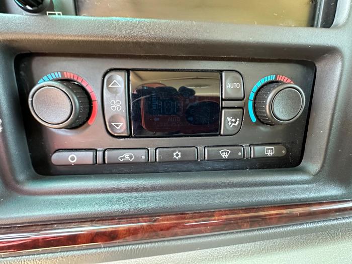 2006 cadillac escalade-ext sport-utility-truck for sale near elk-river, minnesota 1fa0655289364257a7a245a613cac35a.jpeg