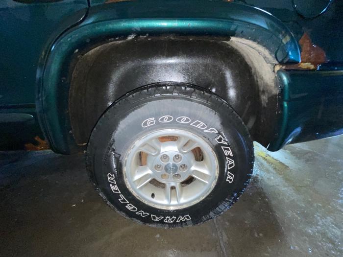 1999 dodge durango 4wd with 240421 miles for sale near elk-river, minnesota 1fa8cf9a406a493b8722c1cb551ebce8.jpeg