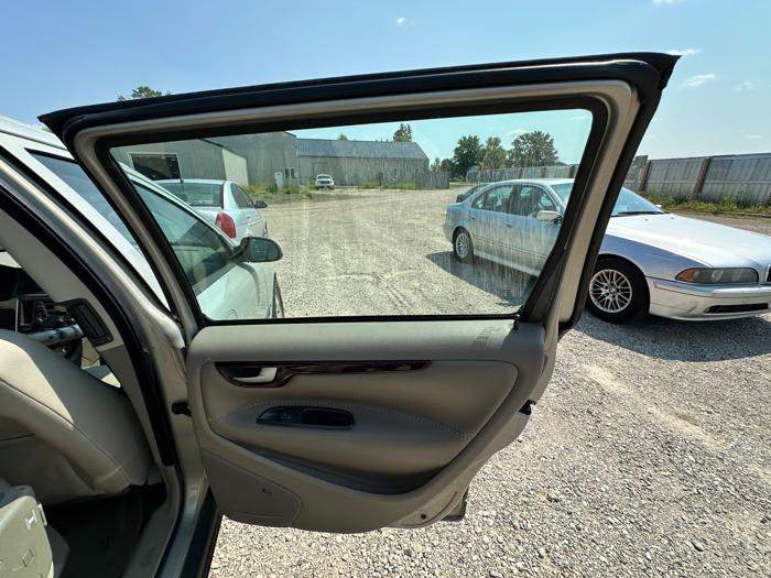 2003 volvo v70 awd for sale near elk-river, minnesota 1fe3b5cf003140f08b220b53c24eff10.jpeg