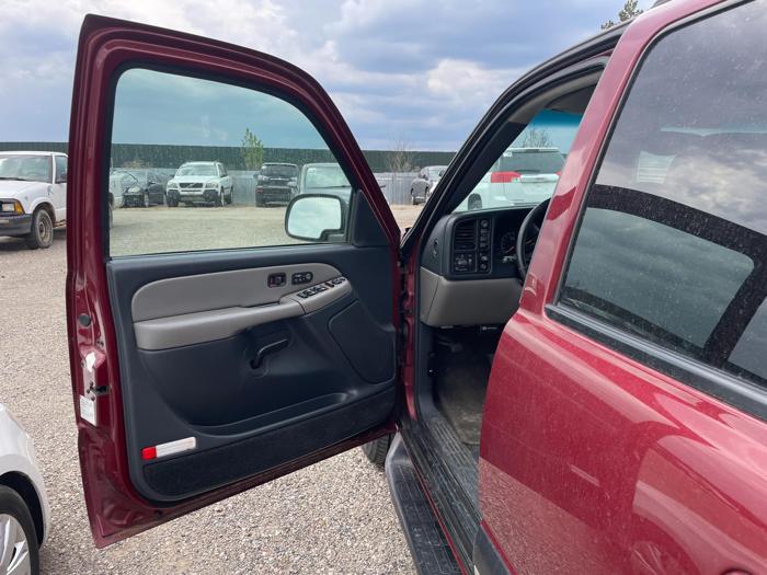 2001 chevrolet suburban 1500 with 236426 miles for sale near elk-river, minnesota 1fe51d4584b5462294753faacf1b56b2.jpg
