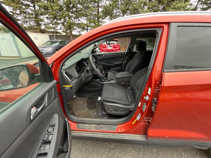 2016 hyundai tucson se with 136569 miles for sale near spring-lake-park, minnesota 1ff75e0eeff34e1ab9357e286b3ee1b3.jpeg