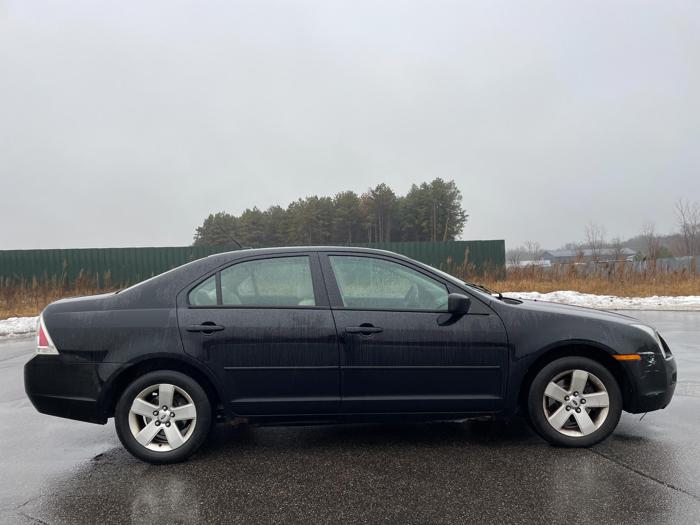 2007 ford fusion se with 167385 miles for sale near elk-river, minnesota 1fff483ef76c442eafb33448a7f515d0.jpg