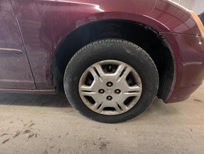 2002 honda civic lx-sedan with 170813 miles for sale near elk-river, minnesota 200696f4a8e14c1fbb96969f63841844.jpg