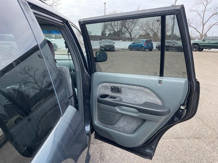 2005 honda pilot ex with 218855 miles for sale near fridley, minnesota 20260a7125964869bba161e3f3e768d1.jpeg