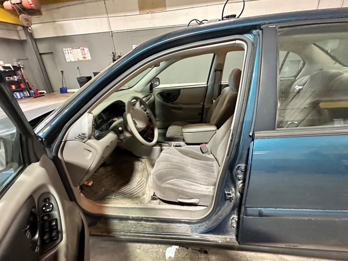 2003 chevrolet malibu base with 116844 miles for sale near elk-river, minnesota 2042319df9124533b6a4f50dad491e89.jpeg