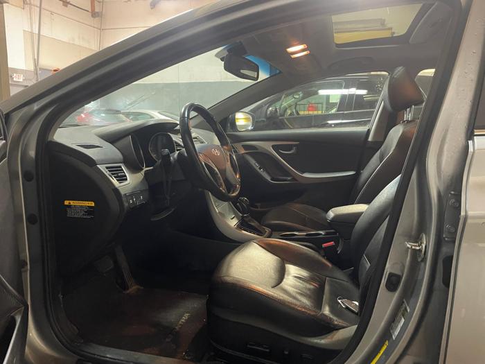 2015 hyundai elantra limited with 104256 miles for sale near elk-river, minnesota 2081b2bab7044008b7efd72702289fa9.jpg