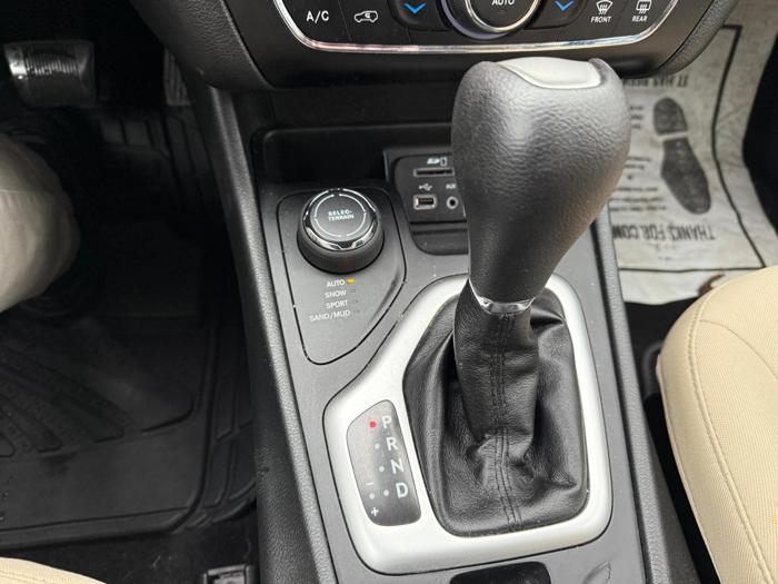 2015 jeep cherokee latitude with 100130 miles for sale near elk-river, minnesota 20ac45771ee14c8d9a0d5b8b73f28852.jpg