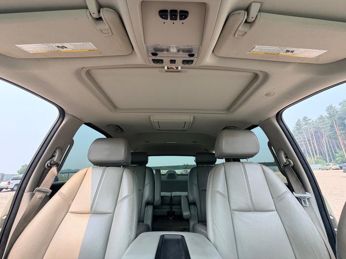 2008 gmc yukon slt-1-4wd with 242684 miles for sale near elk-river, minnesota 20b49fdb740945e89aab17558284946e.jpeg