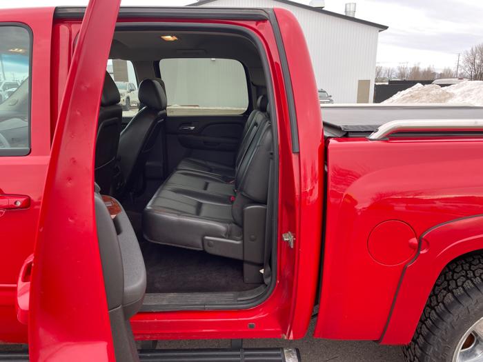 2011 chevrolet silverado-1500 ltz-crew-cab-4wd with 205628 miles for sale near alexandria, minnesota 20f4a2d81d4248848300c66588ce0232.jpeg