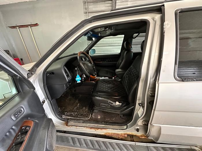 2002 infiniti qx4 4wd with 217584 miles for sale near elk-river, minnesota 20fe2b3bfaa24fc4881382a29d24eb2e.jpeg
