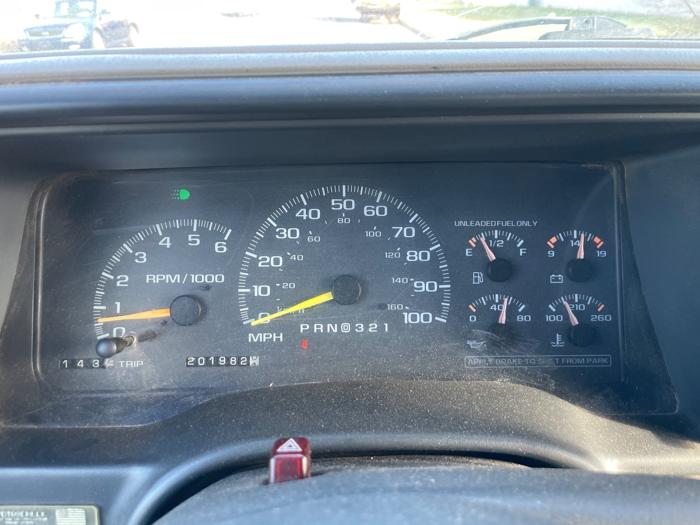1999 gmc suburban 1500-4wd with 201982 miles for sale near elk-river, minnesota 20ff8eac312a4382a4f97441773b3d94.jpeg