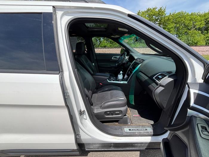 2013 ford explorer sport-4wd with 135464 miles for sale near savage, minnesota 2101a3f6cdcf4ee09d1c9620c6e23d21.jpeg