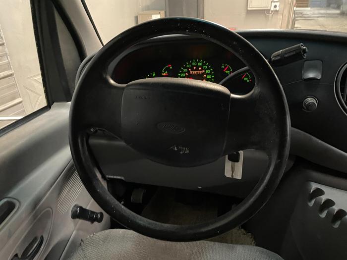 2000 ford e-250 with 144106 miles for sale near elk-river, minnesota 211356611a5a4d0286e23af95d9e75c0.jpg