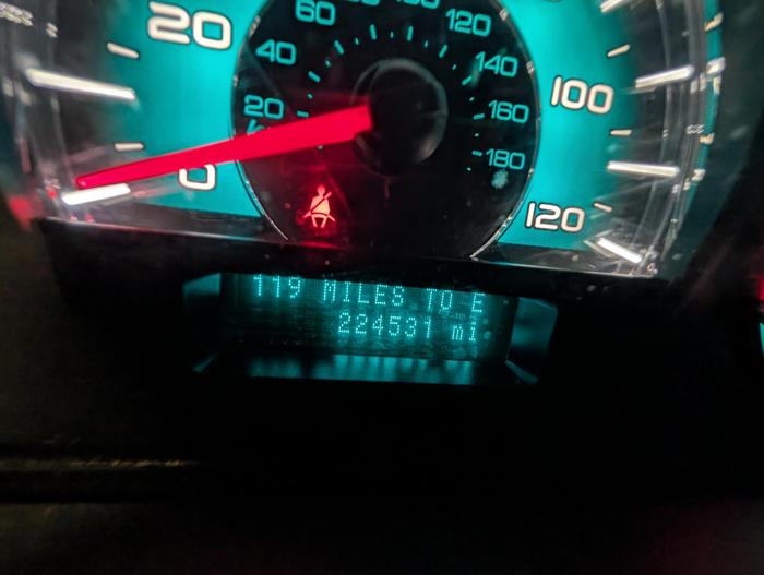 2010 ford fusion se with 224531 miles for sale near elk-river, minnesota 2139f8a681814a9d8ab60ab94642893b.jpg