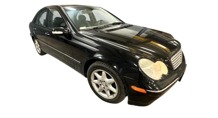 2004 mercedes-benz c-class c240-sedan with 132688 miles for sale near elk-river, minnesota 213b45780d38494b82ff8b7f18500878.jpg
