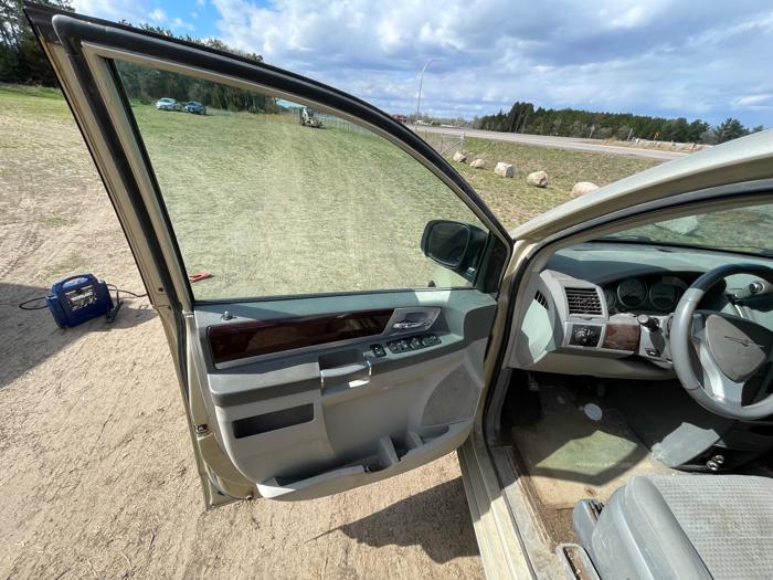 2010 chrysler town-&-country touring with 240153 miles for sale near rice, minnesota 216c5ce335da4eaab951f9153afdf568.jpeg