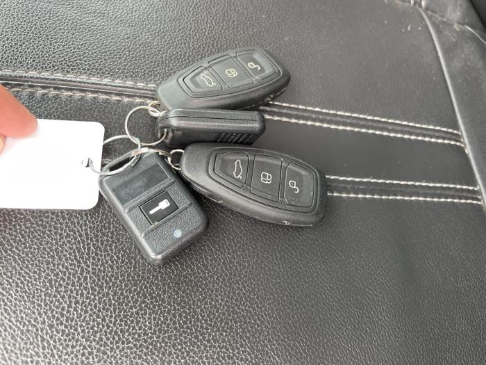 2012 ford focus titanium with 143418 miles for sale near elk-river, minnesota 21e241d0b8c44878a94cdf07239a101b.jpg