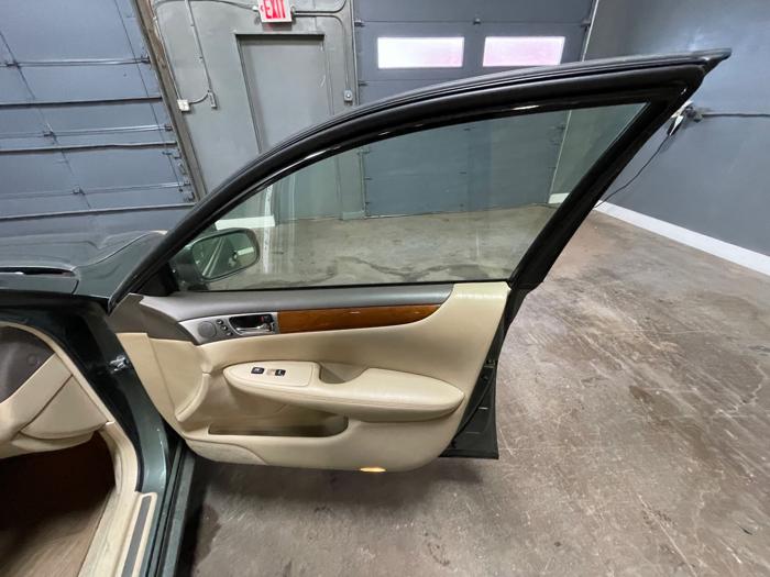 2005 lexus es-330 sedan with 174008 miles for sale near elk-river, minnesota 21f6c8f9d9a24b8e8401f459a8c80921.jpeg