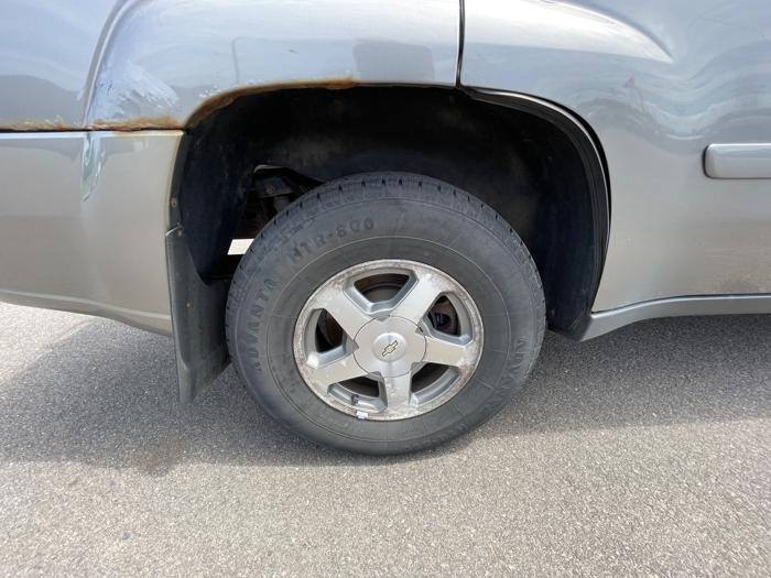 2006 chevrolet trailblazer ls-4wd with 181432 miles for sale near cohasset, minnesota 22175d934e4d45829ce35422f37439d8.jpeg