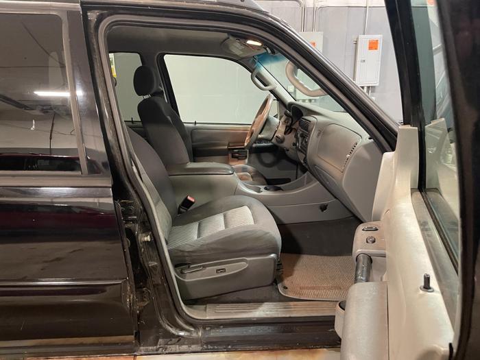 2003 Ford Explorer Sport Trac